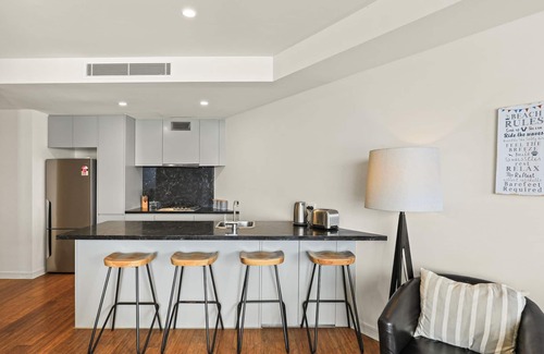Newcastle East Apartment | Seabreeze on the Esplanade