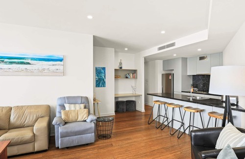 Newcastle East Apartment | Seabreeze on the Esplanade