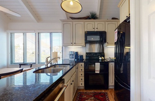 Sealoft Villas Villa | Seabrook Exclusives | 911 Sealoft