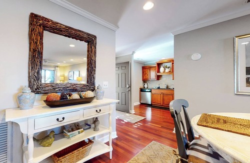 Bohicket Marina Village Villa | Seabrook Exclusives:1938 Bohicket Marina