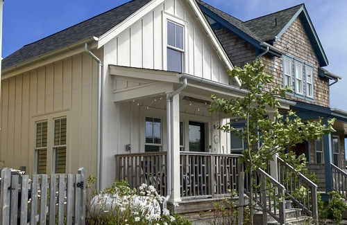 Seabrook House | Seabrook's Half Pint, a dog-friendly, 2-bedroom home!