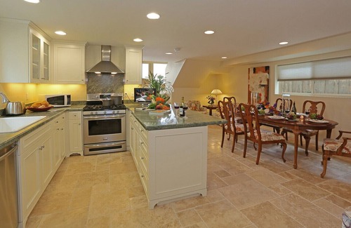 Ventura House | Seacliff Beach House - On The Sand in Ventura County