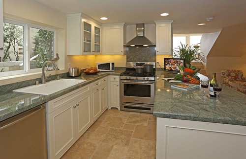Ventura House | Seacliff Beach House - On The Sand in Ventura County