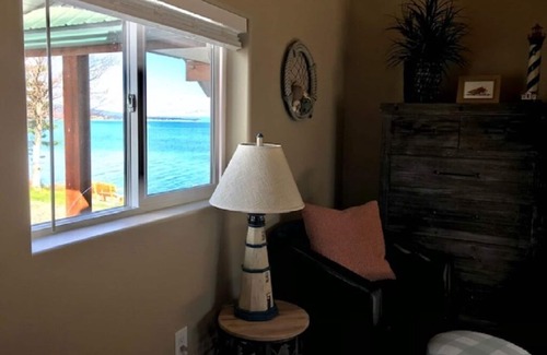 Homer House | Seafarer's Beach House Beach Front Property, Amazing Views!