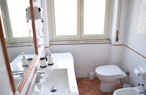 Torvaianica Condo | SEAFRONT apartment near Rome