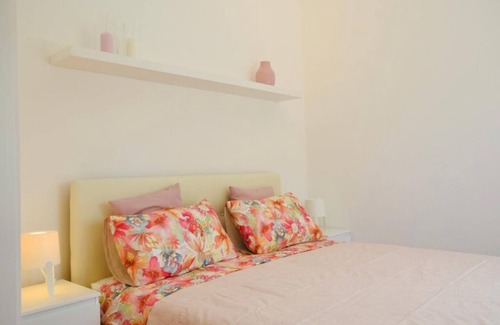 Torvaianica Condo | SEAFRONT apartment near Rome