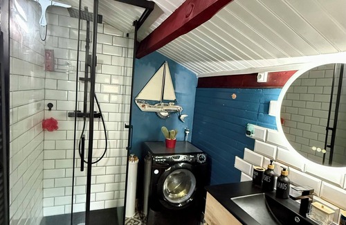 Penestin Ski Chalet | Seafront chalet