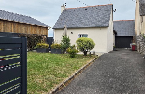 Cherrueix House | SEAFRONT HOME IN THE BAY OF MONT SAINT-MICHEL