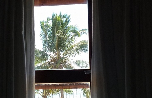 Itacimirim House | Seafront house in condominium