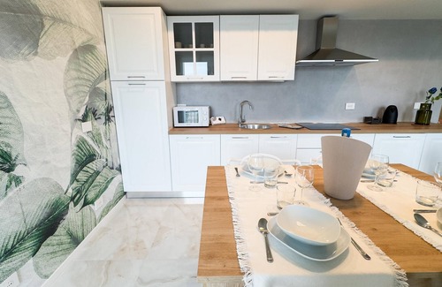 Chioggia Apartment | Seafront Modern Farmont Acquamarine Suite