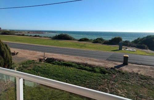 Port Hughes House | Seafront Shack