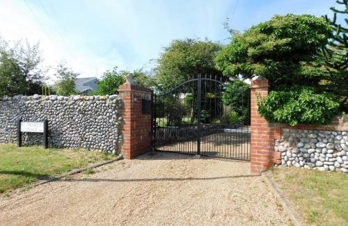 Sheringham House | Sealink, St Nicholas Place