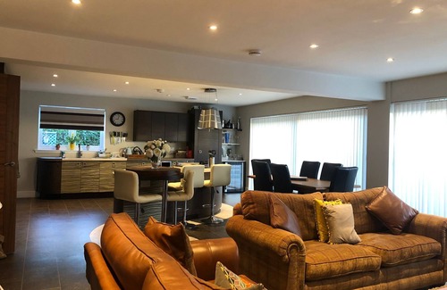 Seamill Villa | Seamill Beachfront Villa with spacious garden and well appointed terraces