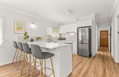 Old Erowal Bay House | SeaSalt72 by Experience Jervis Bay