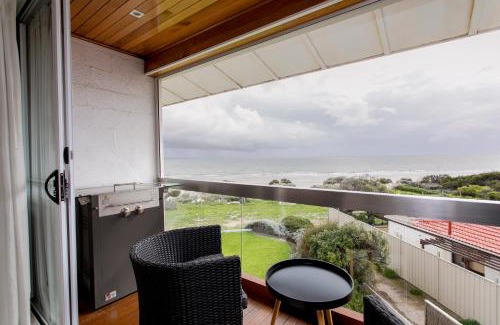 Semaphore Park Apartment | Seascape - 2 Bed Ocean View with BBQ