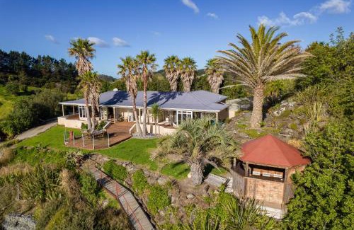 Mahinepua House | Seascape Point - Mahinepua Bay Clifftop Retreat