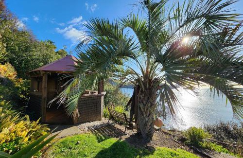 Mahinepua House | Seascape Point - Mahinepua Bay Clifftop Retreat