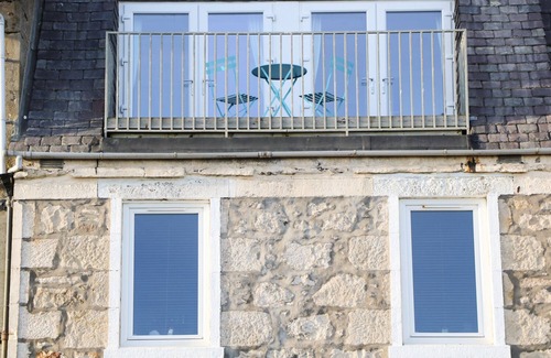 Lossiemouth Cottage | SEASCAPE, with open fire in Lossiemouth