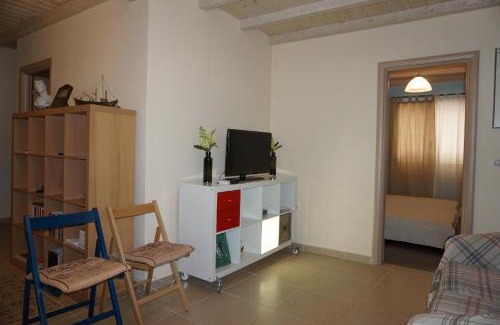 Daratsos House | Seaside Cottage