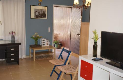 Daratsos House | Seaside Cottage