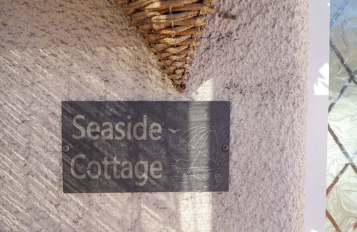 Cleethorpes Cottage | SEASIDE COTTAGE, pet friendly, country holiday cottage in Cleethorpes