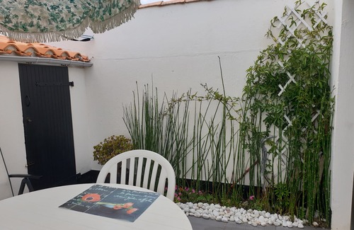 Bretignolles-sur-Mer House | Seaside house with heated pool & tennis 200 m from coastal path.
