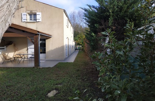 Dolus-d'Oleron House | Seaside house