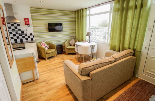 Chapel Saint Leonards Cottage | Seaside Retreat