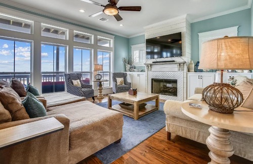 Miramar House | Seaside Sanctuary