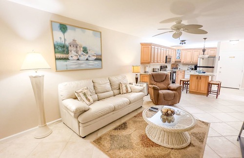 Fort Pierce Condo | Seaside Solace: 1BR/1Bath Condo
