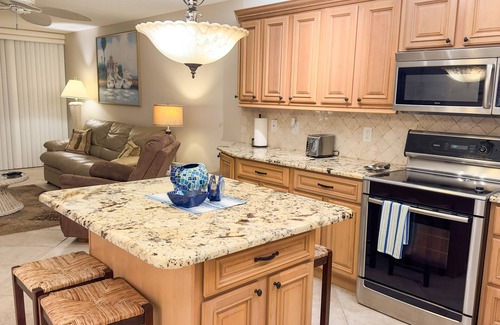 Fort Pierce Condo | Seaside Solace: 1BR/1Bath Condo