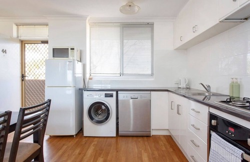 North Fremantle Apartment | Seaside Studio Apartment - North Fremantle