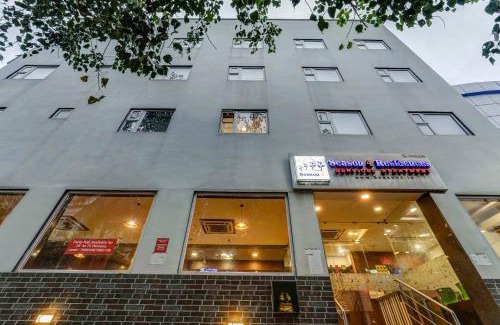 Teynampet Hotel | Season 4 Residences - Nungambakkam Near US consulate, Apollo Hospital, Shankar Nethralaya