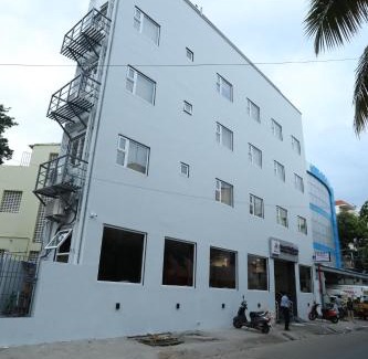 Teynampet Hotel | Season 4 Residences - Nungambakkam Near US consulate, Apollo Hospital, Shankar Nethralaya
