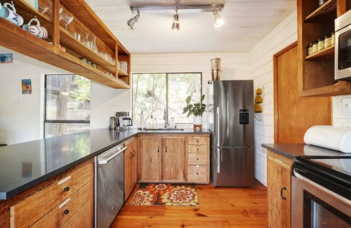 Lost Creek House | Seasonal Pool, Serene Views, Private | Skyfall