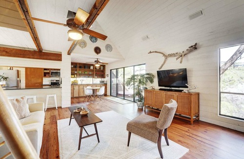 Lost Creek House | Seasonal Pool, Serene Views, Private | Skyfall