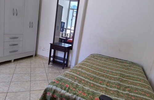 Lapa Apartment | seasoned lapa C /WY-FI