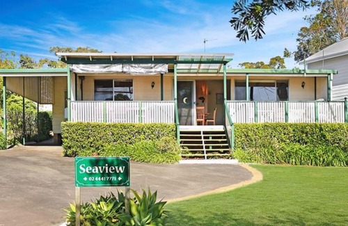 Vincentia House | Seaview by Experience Jervis Bay
