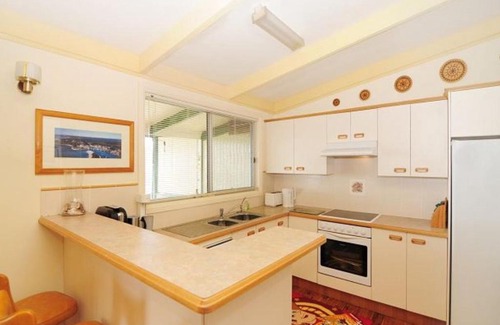 Vincentia House | Seaview by Experience Jervis Bay