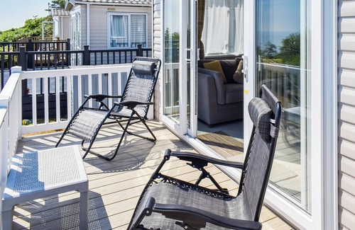Corton Cottage | Seaview One - UK50167