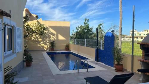 Olhao Villa | Seaview Villa with Private Pool in Moncarapacho