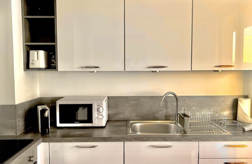 Menton Apartment | "SEAVIEWS BY JENNI MENTON " LA SUITE " Superb brand new apartment on the seafront
