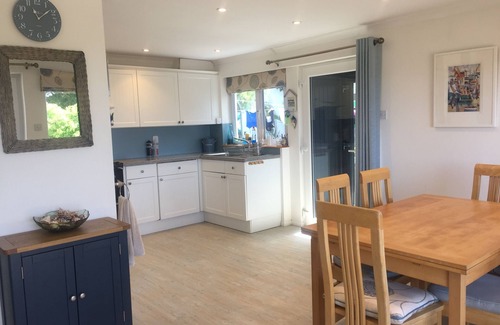 Perranuthnoe House | "SEAWARDS" PERFECT SEASIDE HOLIDAY HOME FOR 4/6 IN PERRANUTHNOE, CORNWALL