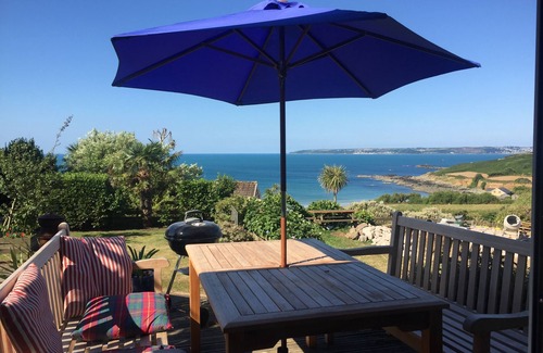 Perranuthnoe House | "SEAWARDS" PERFECT SEASIDE HOLIDAY HOME FOR 4/6 IN PERRANUTHNOE, CORNWALL