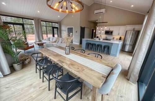 Bayview House | Seawood Haven in Cavendish