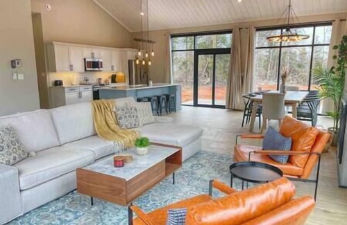 Bayview House | Seawood Haven in Cavendish