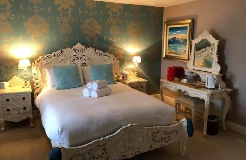 Lynton Hotel | Seawood House Boutique Hotel