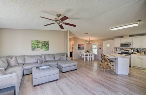 Sebastian Cottage | Sebastien Cottage w/Screened Porch, 5 Mi to Beach