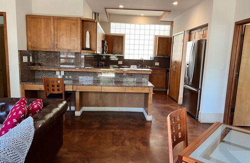 Westlake Highlands House | Secluded 1,200 SF Casita in Idyllic Hill Country Setting Minutes From Downtown