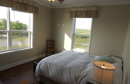 Kaplan Cabin | Secluded 3,500 acre marsh with abundant wildlife and views